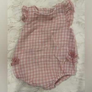 Pink linen gingham onesie 6-9m